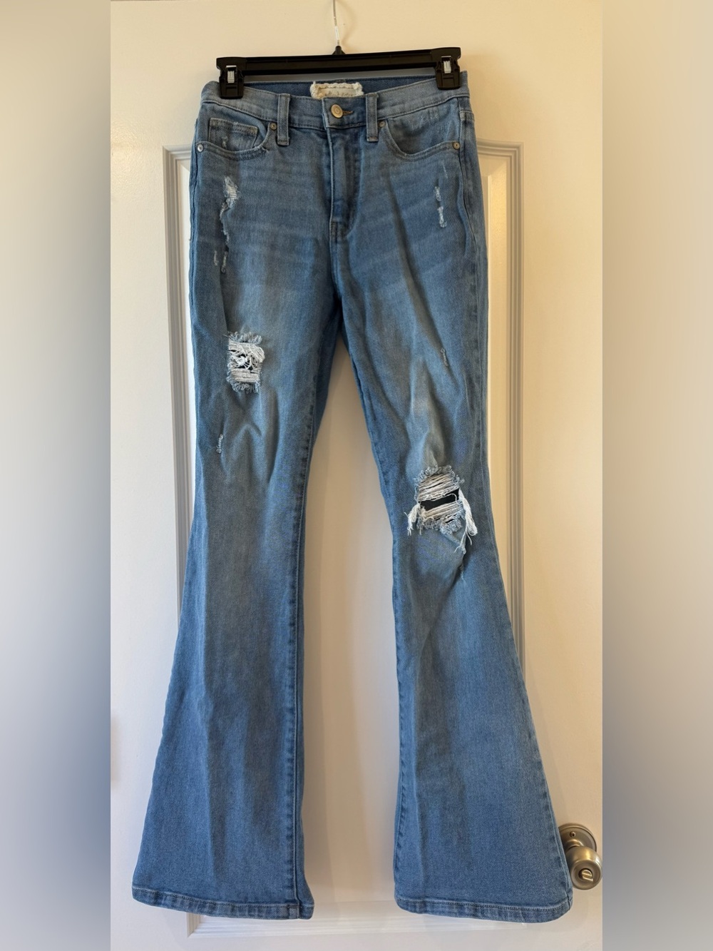 Altar’d State Light Wash Fit and Flare High Waisted Women’s Blue Jeans Size 25/1
